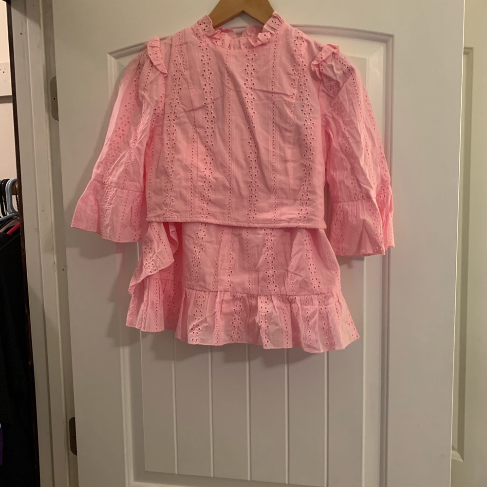 Two piece skirt set